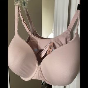 Victoria’s Secret full coverage bra